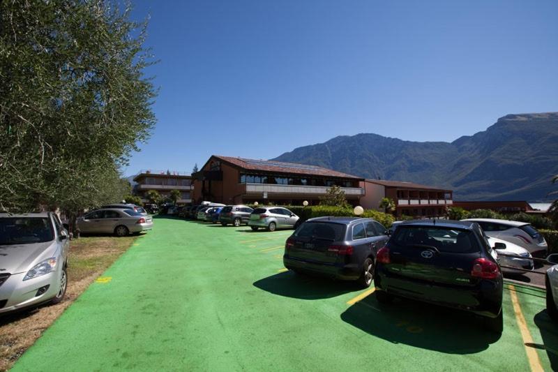 Residence San Luigi Limone sul Garda Exterior foto